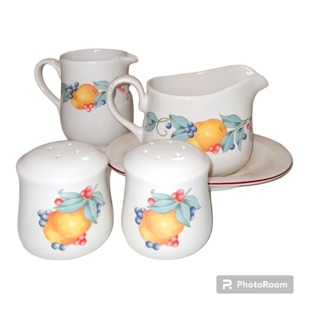 Corelle Coordinates Abundance 2 piece gravy boat creamer salt pepper shaker set